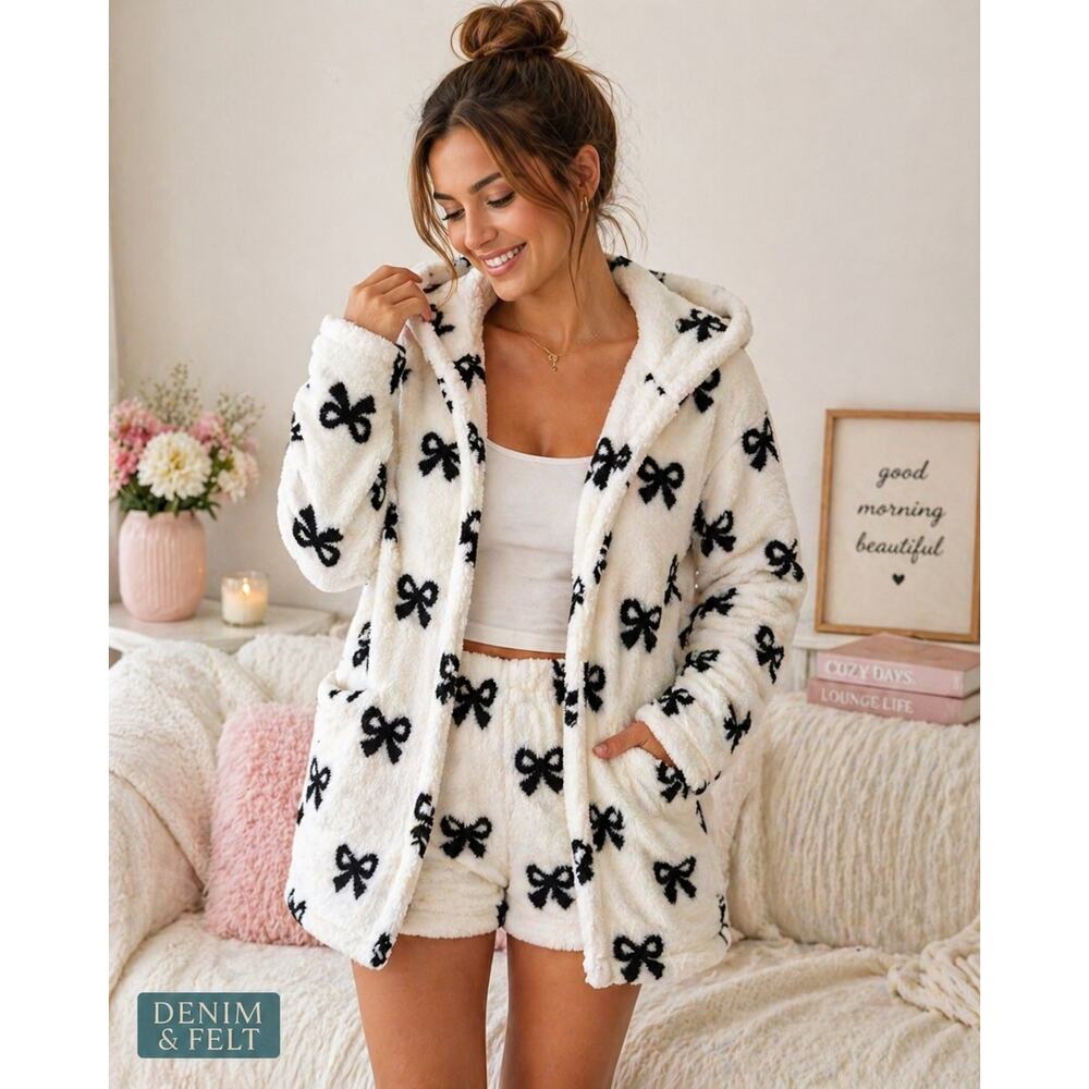 NEW Love Poem Bow Print Plush Lounge Set‎ Hooded Cozy Shorts Set Large Sleepwear